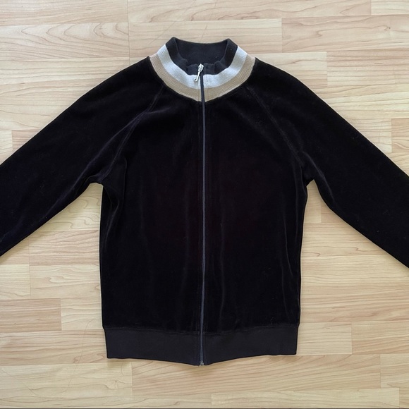 SOLD - Picture 2 of 10